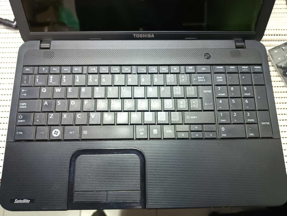 Vendo Notebook Toshiba recondicionado
