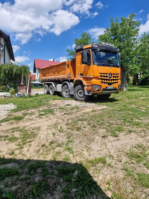 Usługi Koparka 8t 18t transport