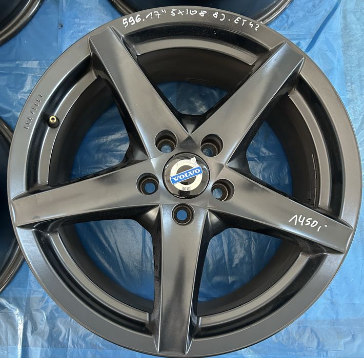 596 Felgi Aluminiowe Volvo R 17 5x108 Bardzo Ładne Czarne XC 90 XC 60