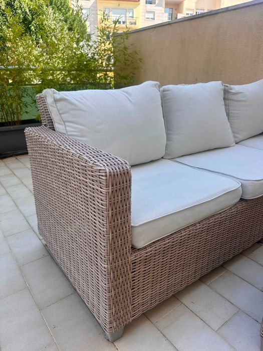 Conjunto jardim relax sofá de canto, 2 bancos e mesa bege 7 pessoas Medena Naterial