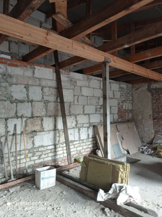 Продаж будинку , біля річки