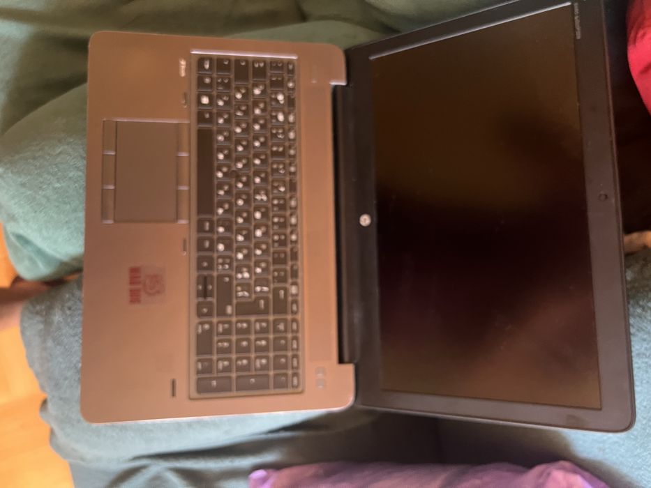 Ноутбук HP хороший стан