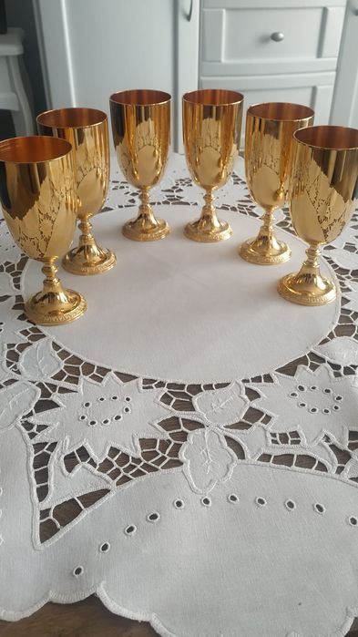 Pozłacane kieliszki  do szampana