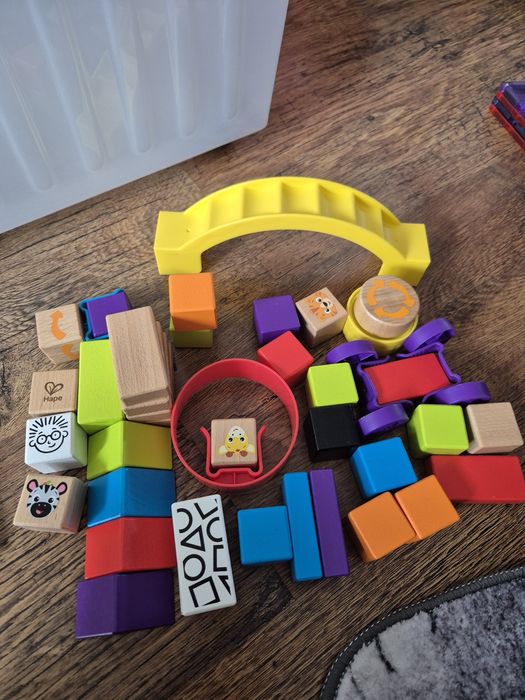 Drewniane klocki Baby Einstein