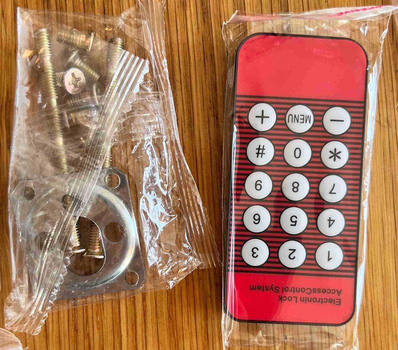 Fechadura elétrica com segredo NOVA