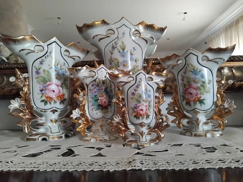 Conjunto de 5 Jarras Altar Vista Alegre