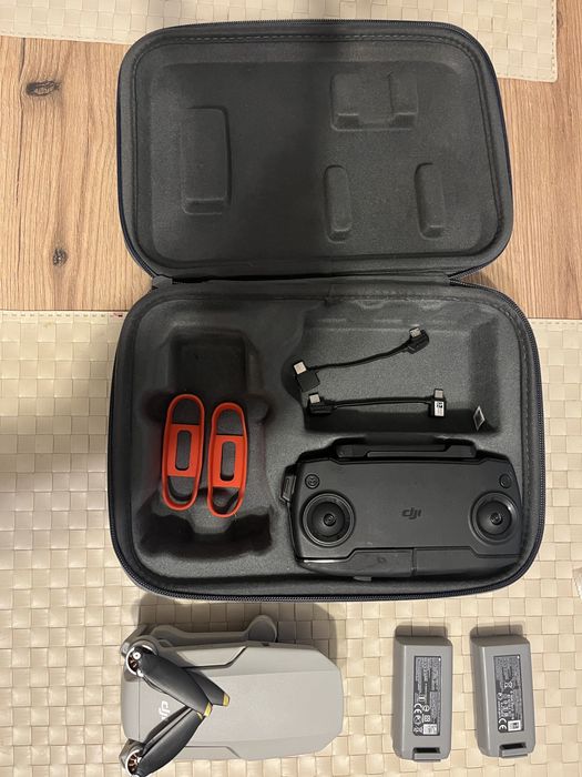 Dron DJI mini SE 2 baterie, idealny !