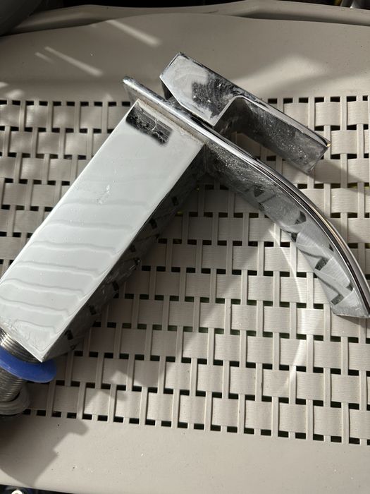 2 torneiras casa de banho