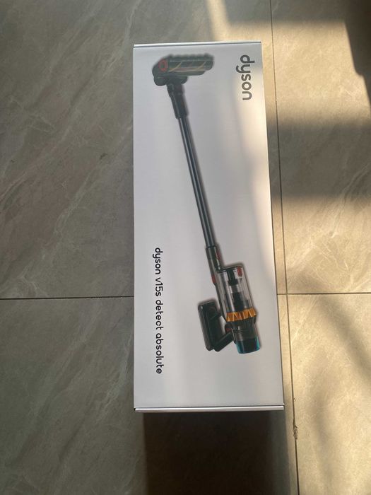 Zupełnie nowy, nieotwarty odkurzacz Dyson 15s