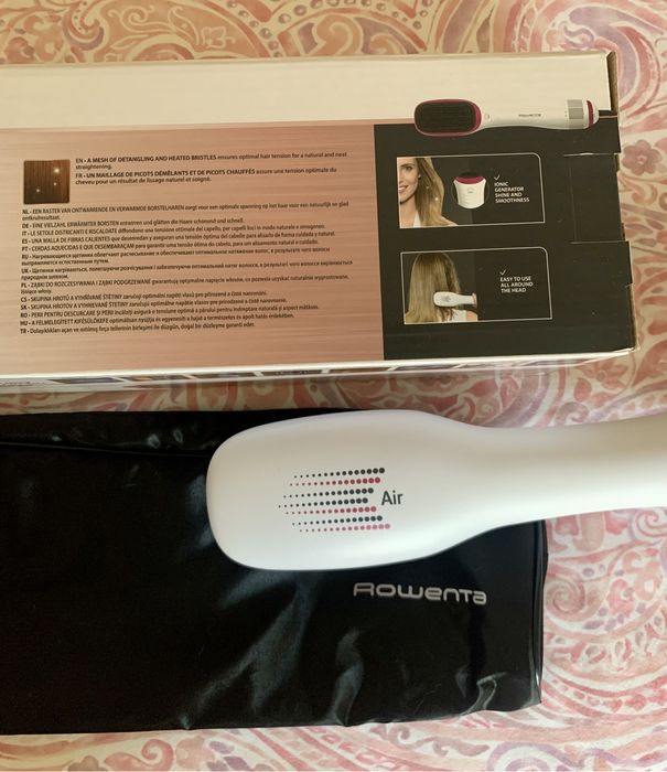 ROWENTA Escova alisadora