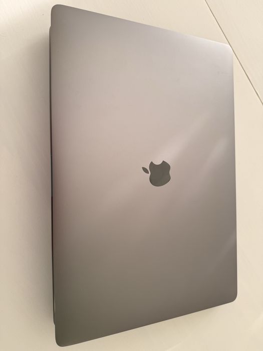MacBook Pro 16 pol (2019) i7 16GB 512SSD