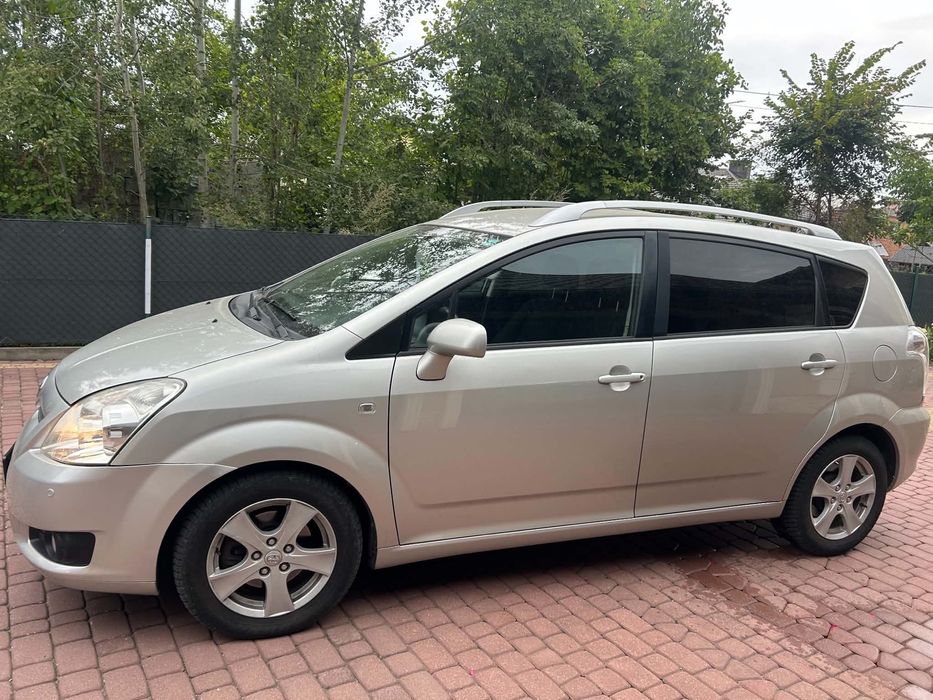 Toyota Corolla Verso 2.2