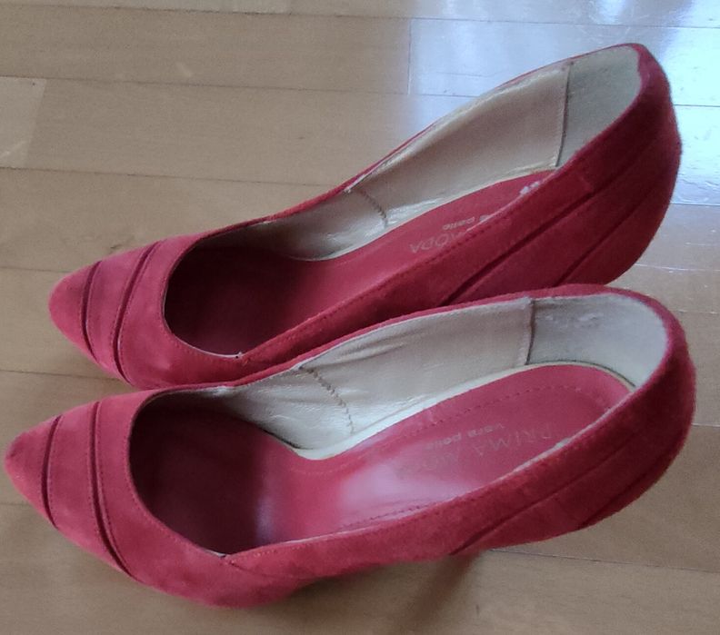 Buty damskie na obcasie. Prima moda.