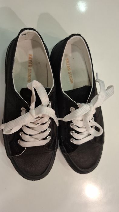 Buty sportowe Kazar r.37 ciemny brąz