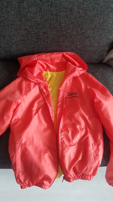 Куртка жіноча розмір 36-38