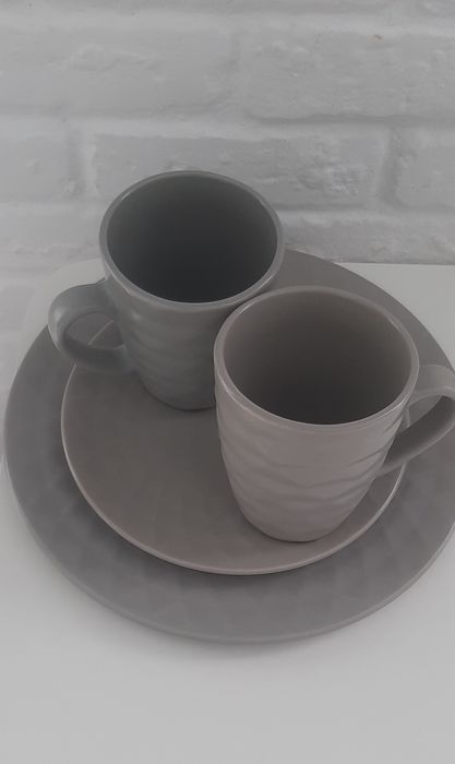 Набор тарелок и чашек ТМ Bella vita