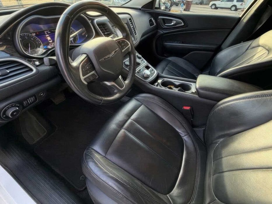 Chrysler 200 C      2015