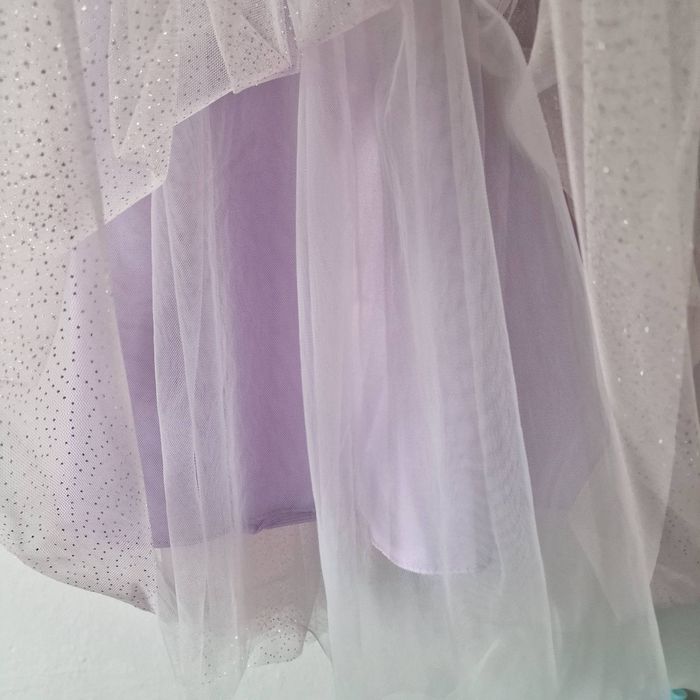 Ошатна сукня на дівчинку