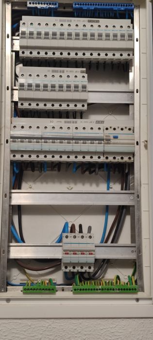 Eletricista profissional ao domicílio
