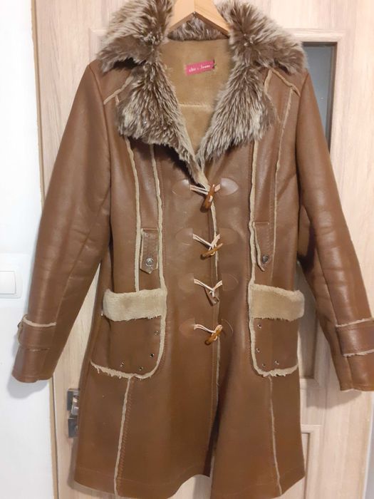 Kożuszek damski brązowy