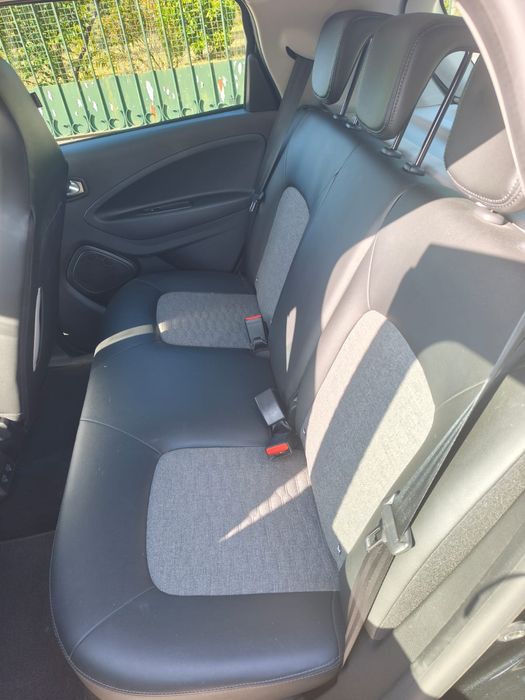 Renault Zoe c/bateria R135 Intense IVA dedutível