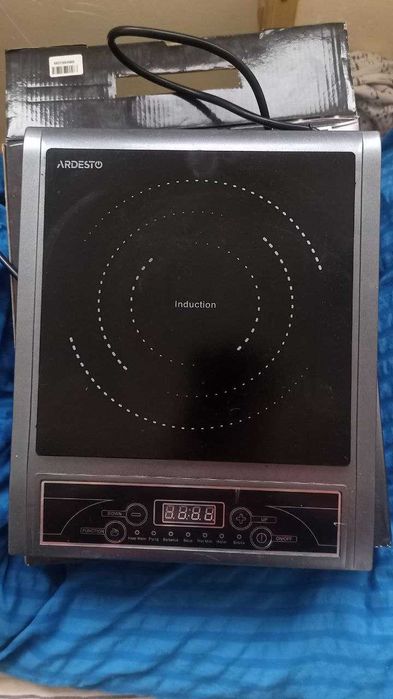 Плита индукционная Ardesto ICS-B100