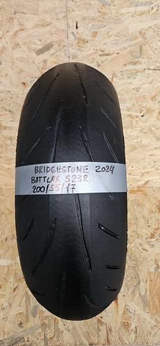 Bridgestone 200/55/17 та інші