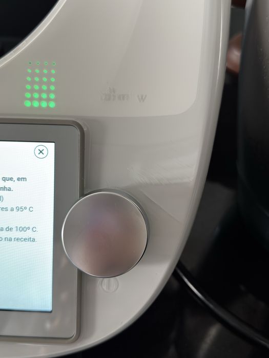 Vendo Bimby TM6 com muitos acessorios