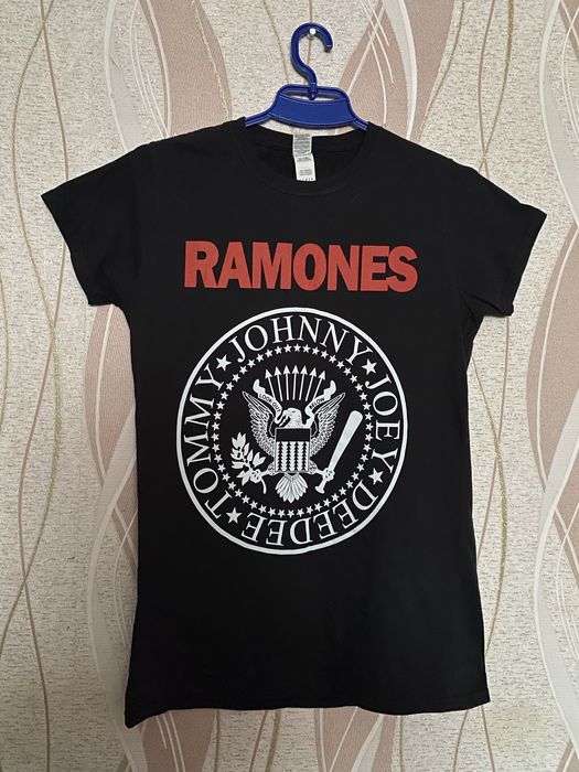 RAMONES slim fit tee punk gildan opium viperr sk8 archive vintage rap