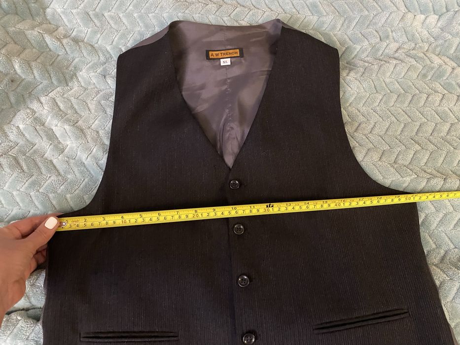 Мужские жилетки A.W.Trench