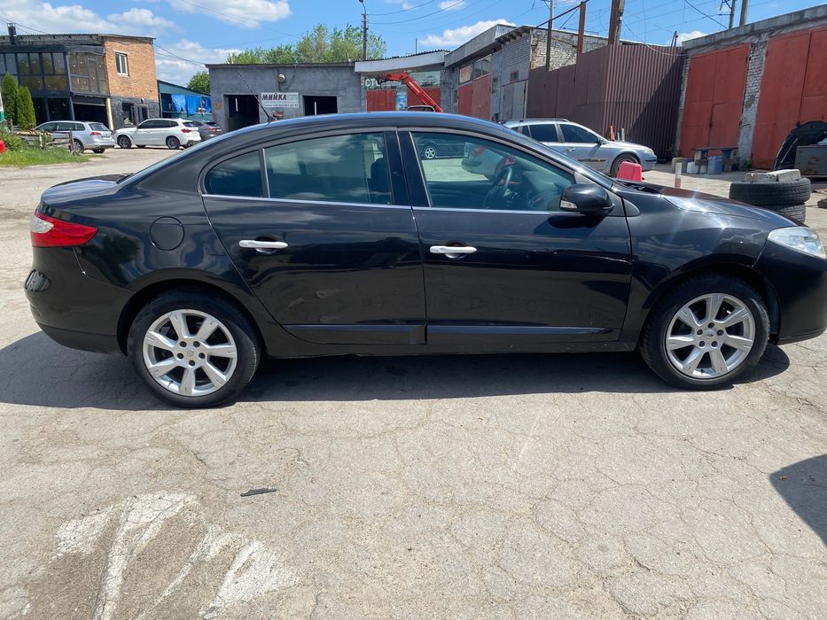 Розборка шрот разборка Рено Флюенс Renault fluence Megan 3 scenic 3