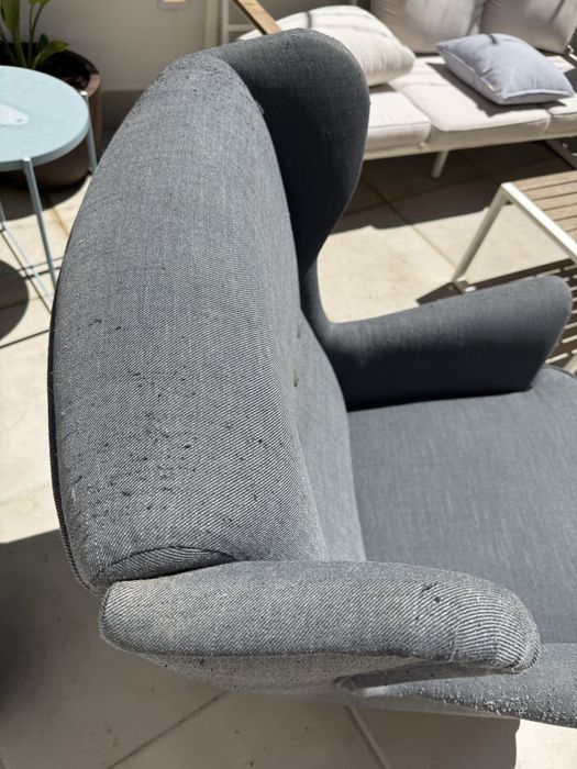 Poltrona IKEA STRANDMON + repousa-pés
