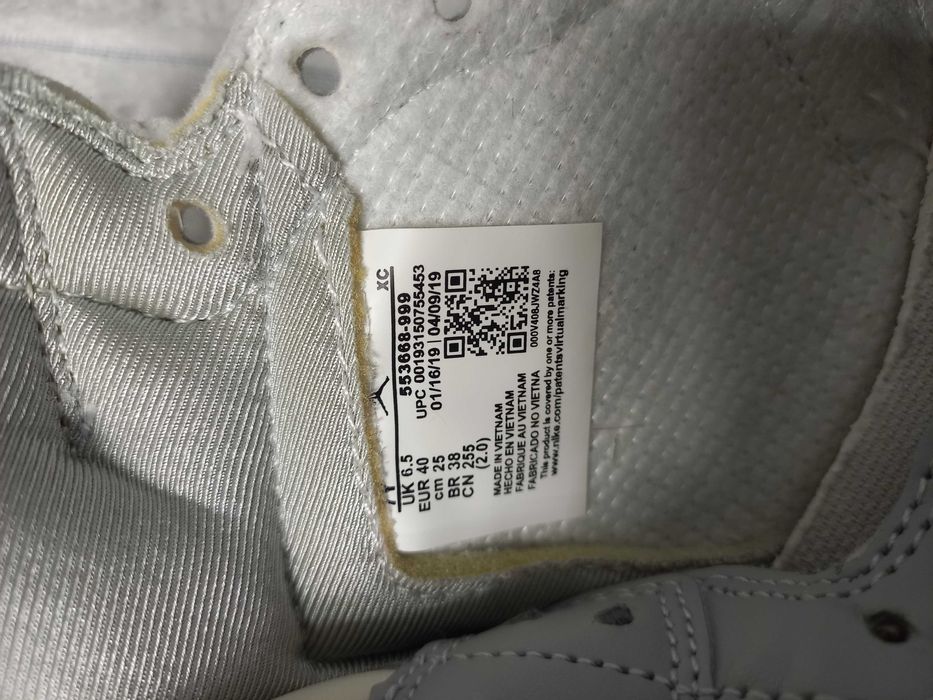 Кросівки Jordan Retro High Dior