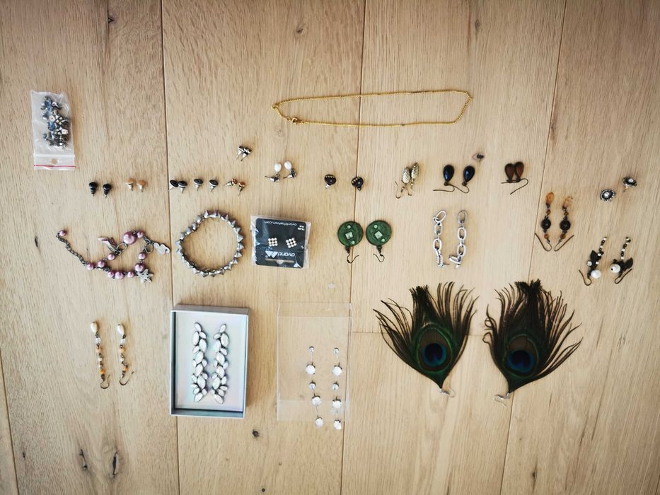 Sztuczna biżuteria duży zestaw kolczyki