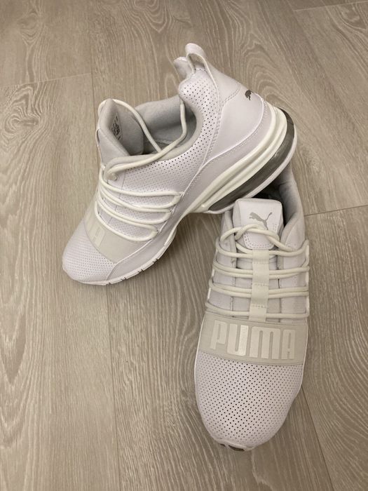 Чоловічі кросівки