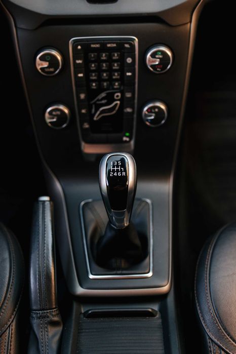 Volvo V40 Cross-Country D4