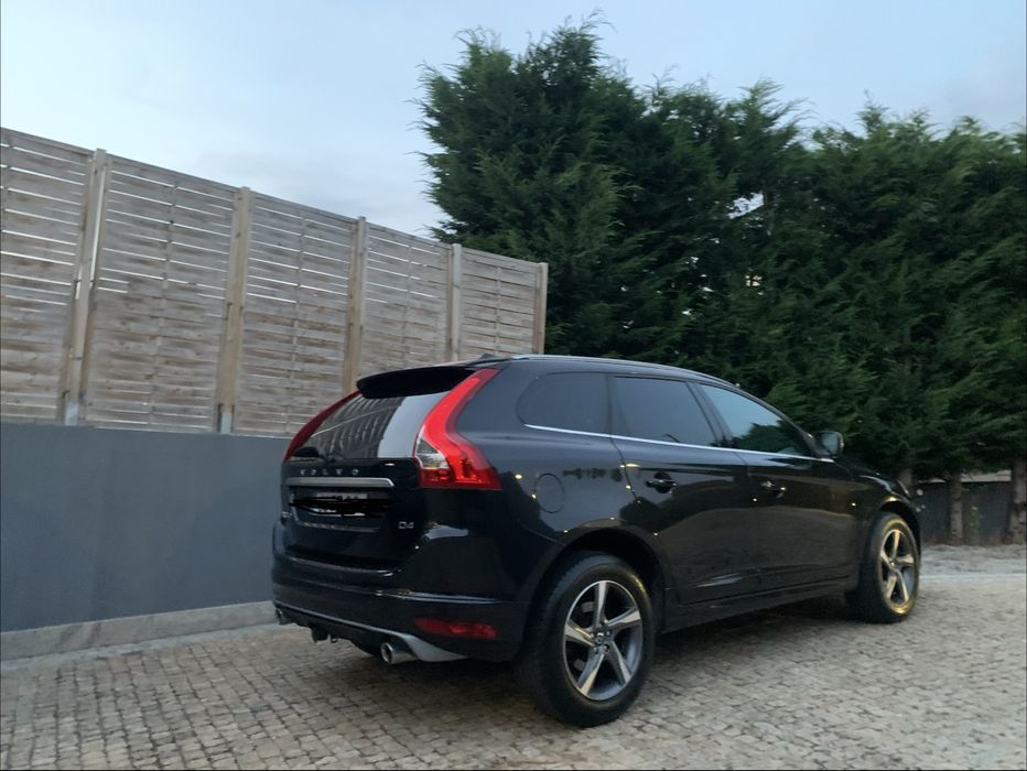 Volvo XC 60 R-Design D4
