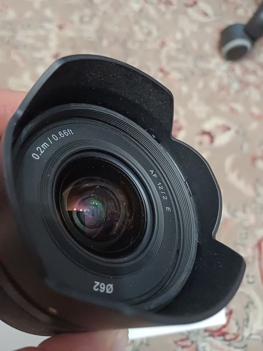Об'єктив  Samyang AF 12/2  E