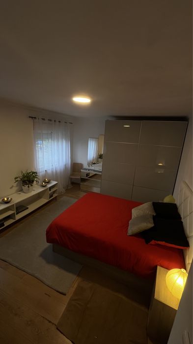 Quarto para Alugar em apartamento partilhado em T4