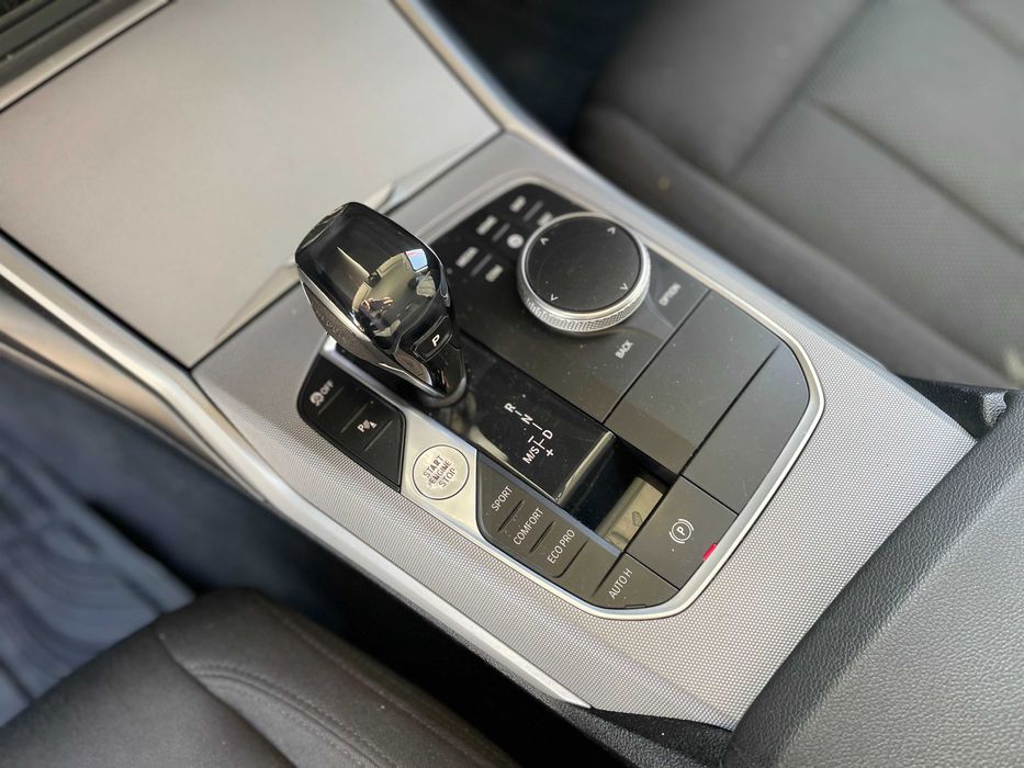 BMW 320d Touring xDrive Line Sport Auto NACIONAL