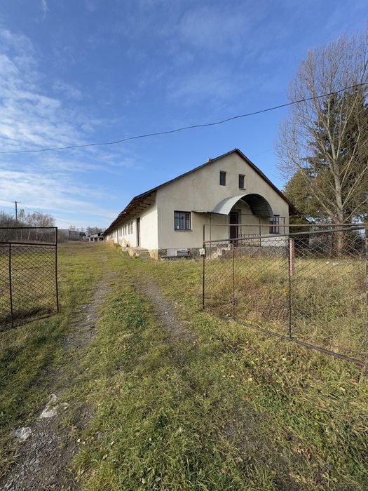 Продаж складського приміщення при колії , м.Мостиська