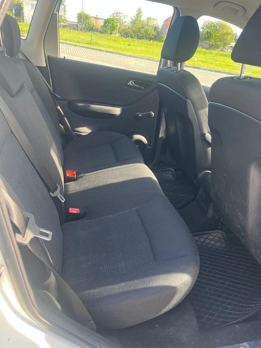 Mercedes A180...