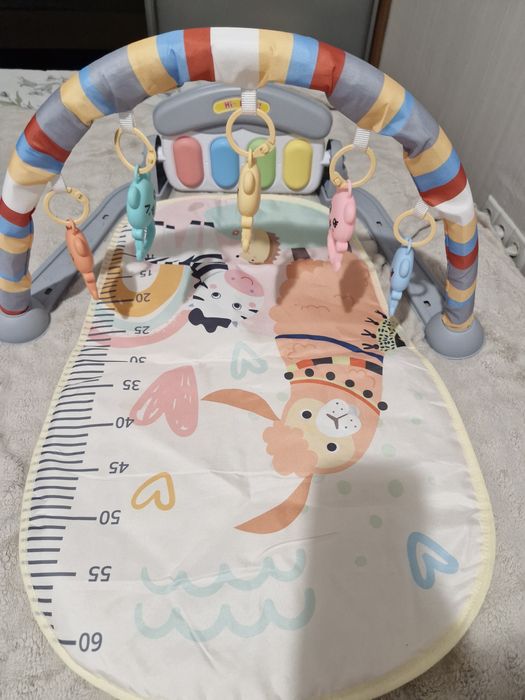 Ігровий килимок для немовля