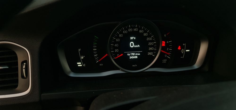 Volvo v60 d3 2013