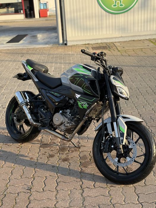 KL duel 125cc com escape feito a mao