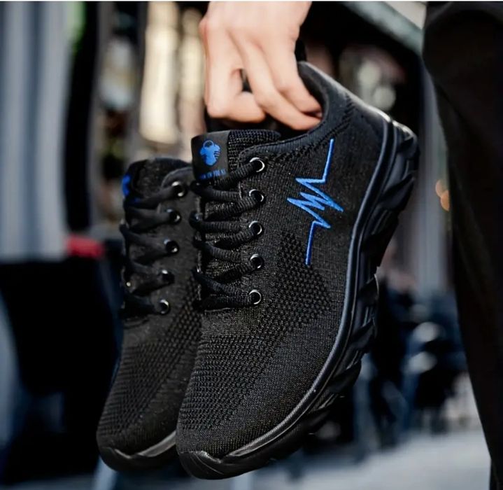 В двох кольорах.Чоловічі дихаючі кросівки р.48 р,49 р.51