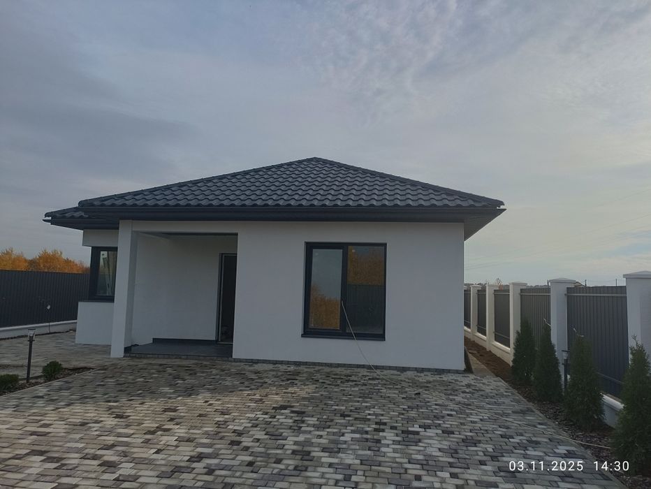 В Продажу НОВОбудова 2км від Мукачева