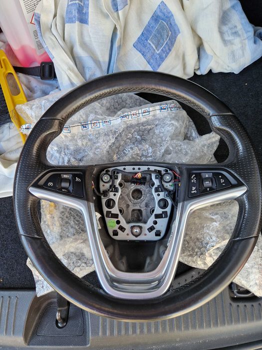 Kierownica Opel Insignia I skóra