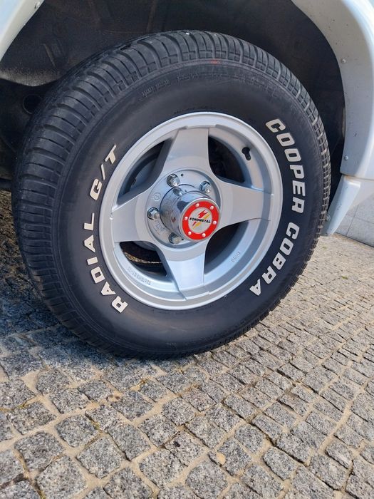 Pneus 295/50r15  Cooper Cobra