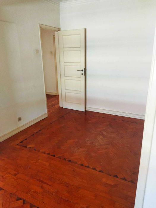 Arrendamento Apartamento T3 junto das Torres de Lisboa
